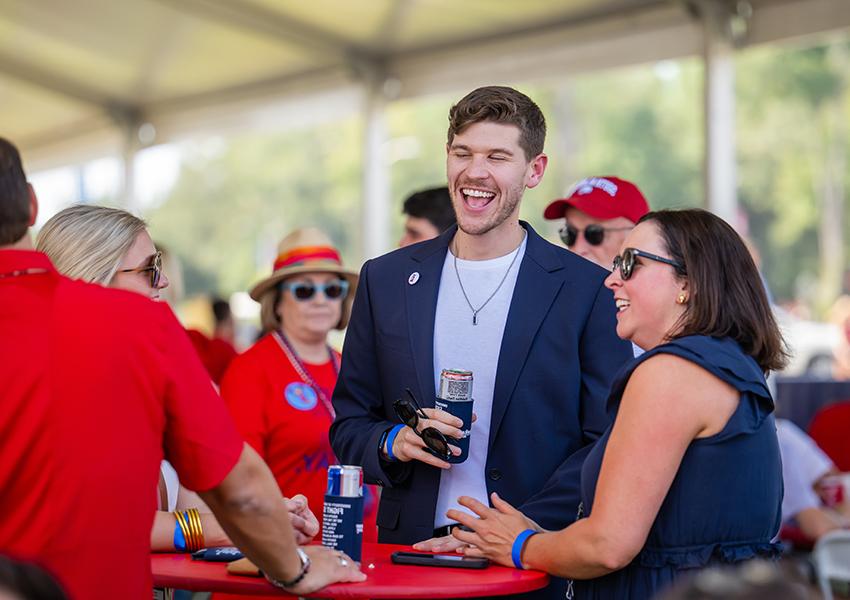 A group of alumni at an event.